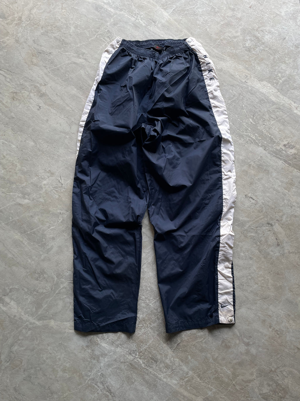 NAVY BLUE NYLON TRACK PANT