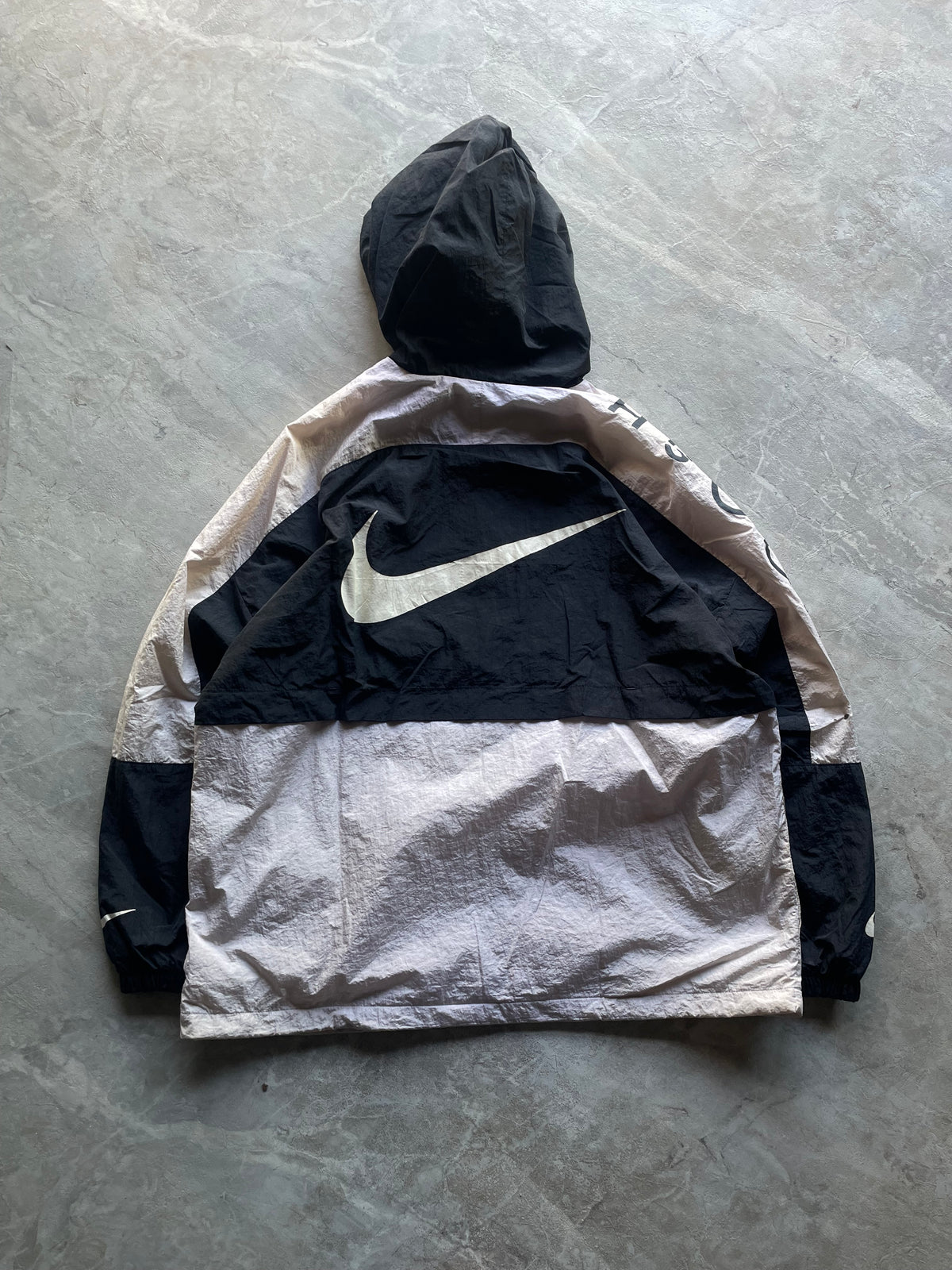 NIKE SWOOSH WOVEN BIG LOGO WINDBREAKER-2XL