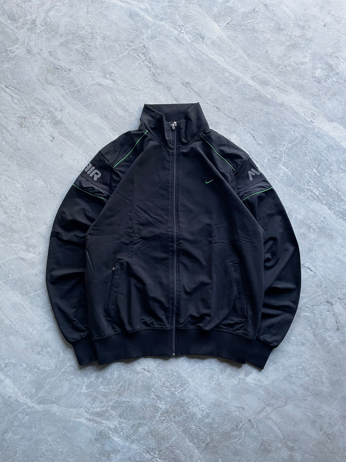 NIKE AIR BLACK TRACK JACKET-M-L