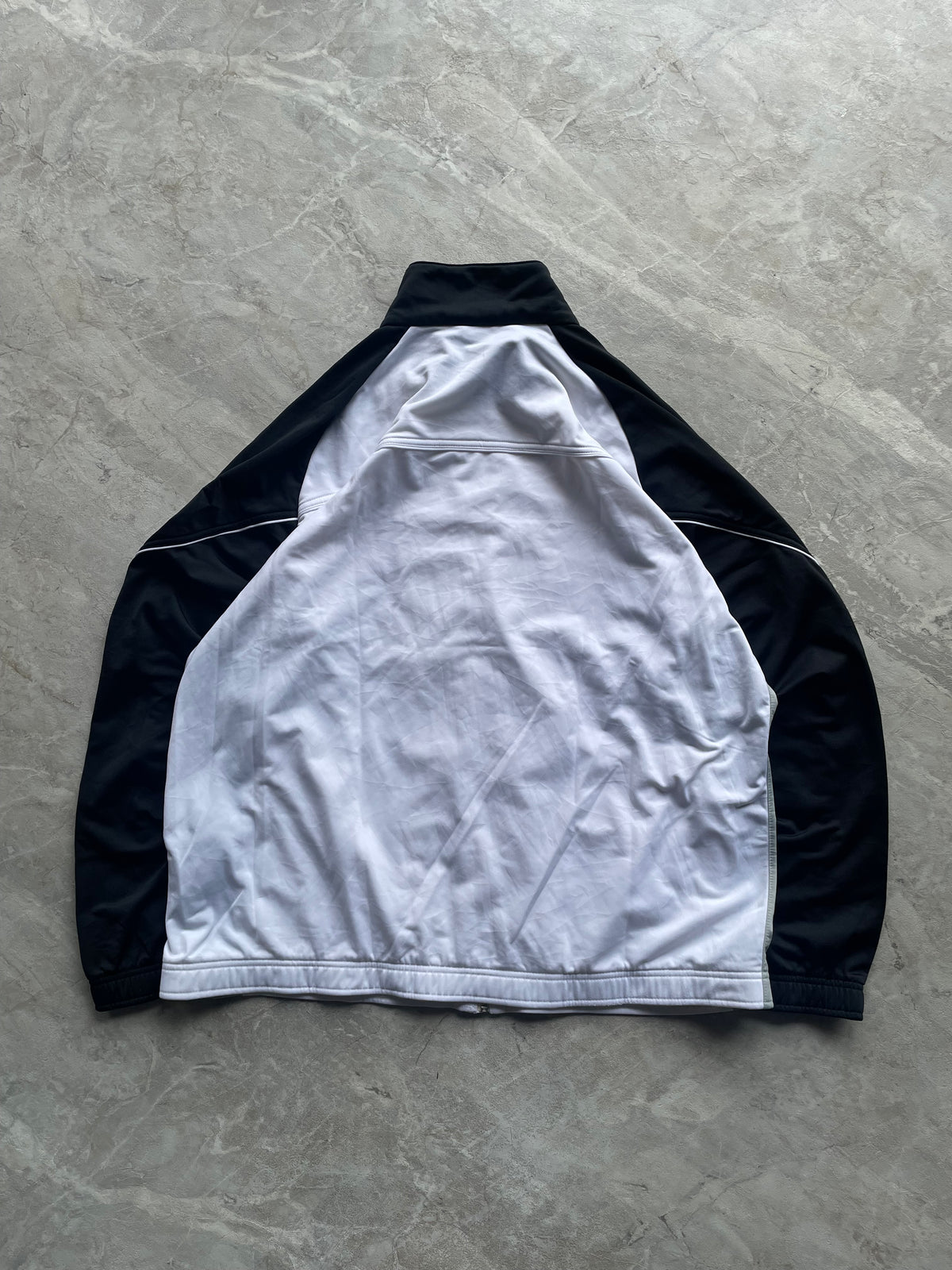 WHITE AND BLACK NIKE WOVEN TRACKSUIT JACKET-XL