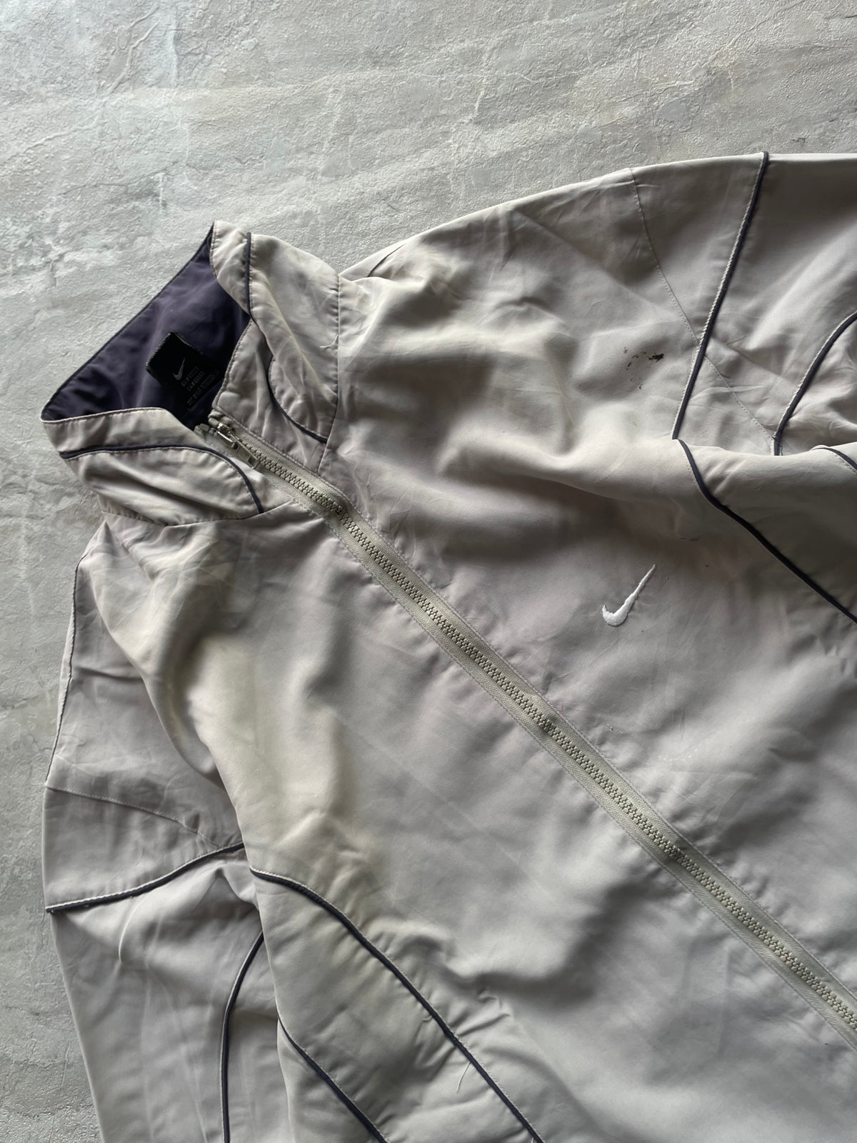 NIKE FULL ZIP TRACK JACKET-L