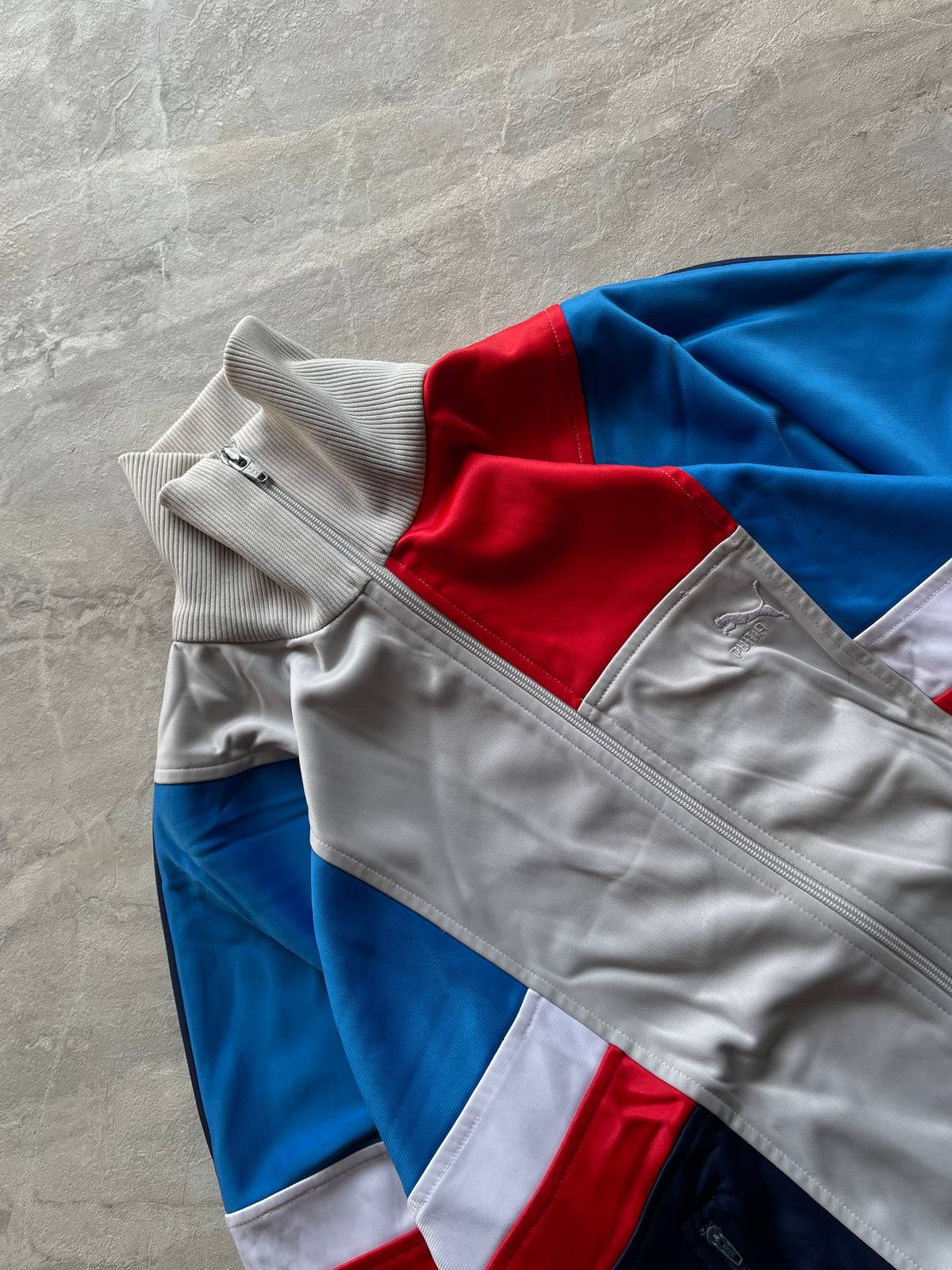 VINTAGE PUMA TRACK JACKET-M-L
