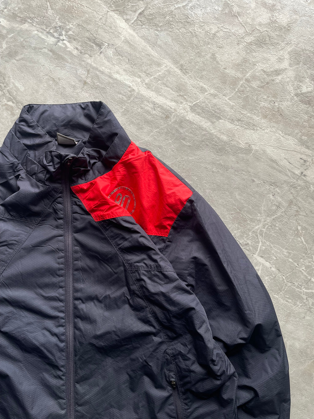 NIKE TRACK JACKET-S-M