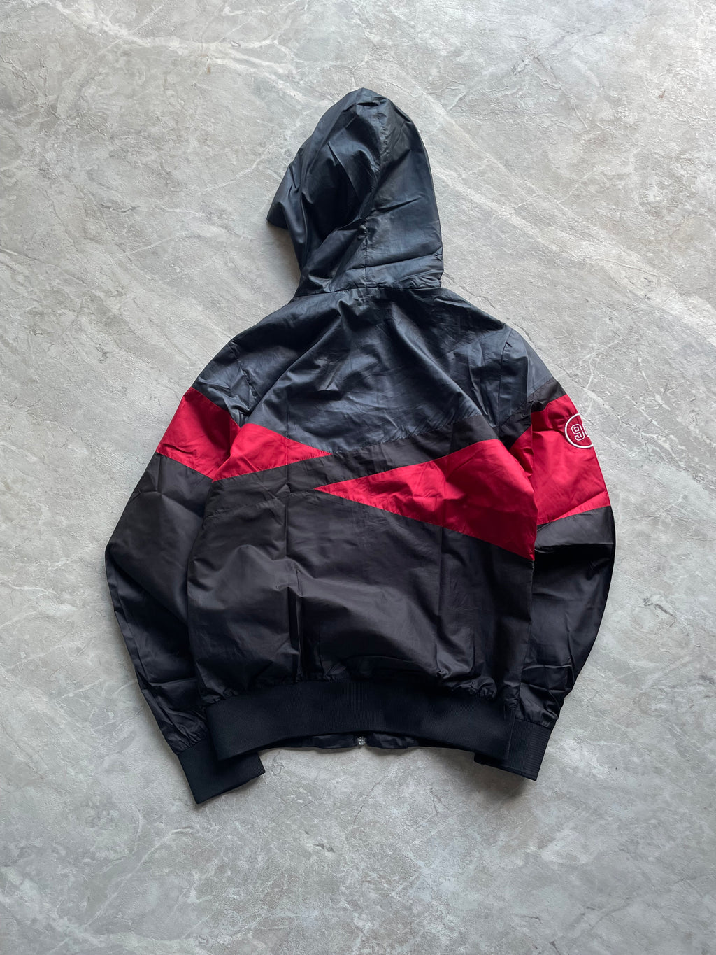 NIKE BLACK AND RED HOODED JACKET-S