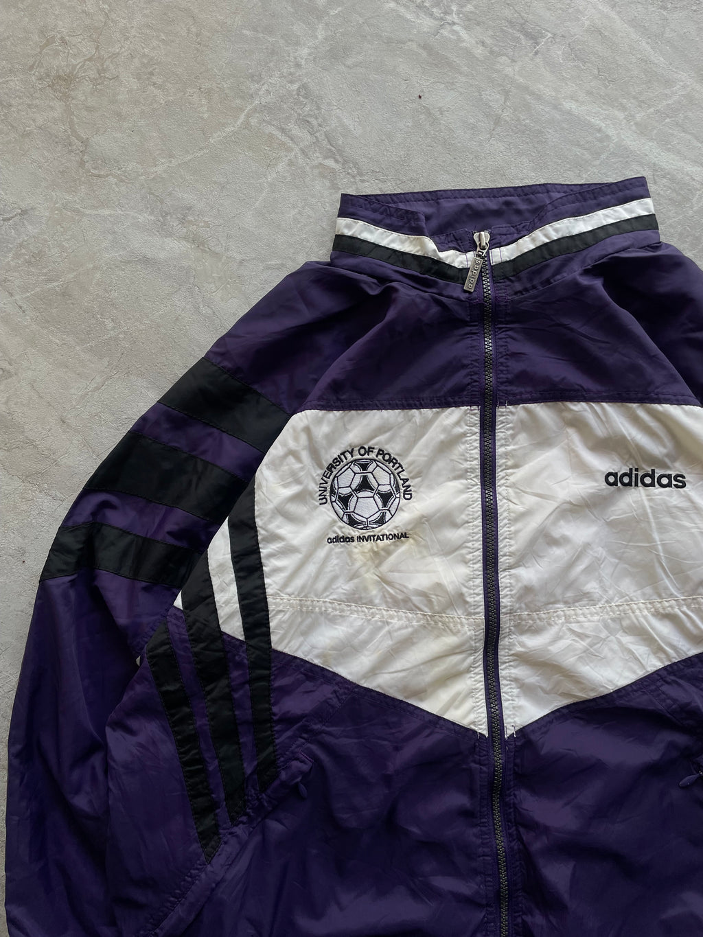 ADIDAS PURPLE AND WHITE JACKET-L