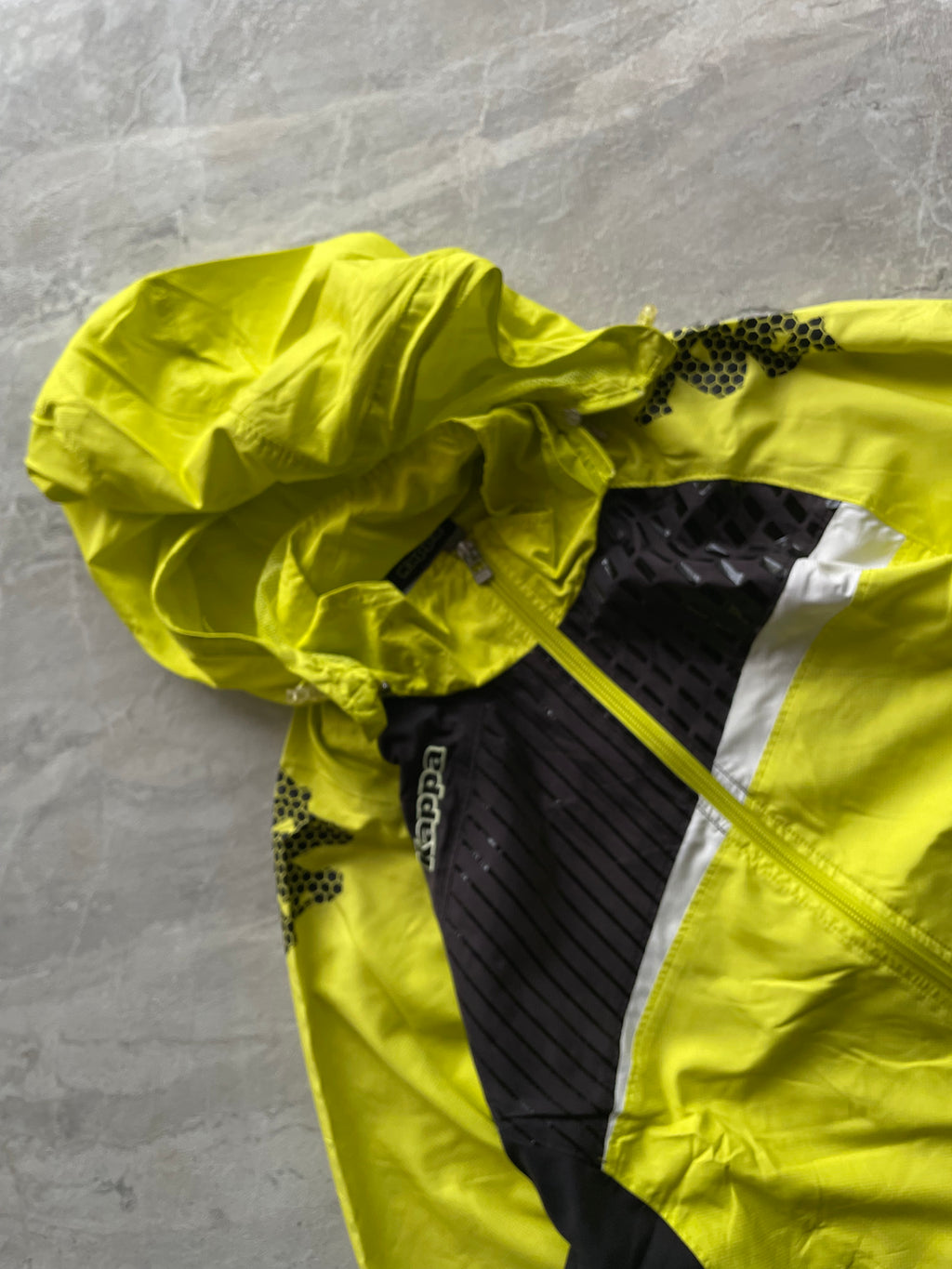 YELLOW AND BLACK KAPPA -L