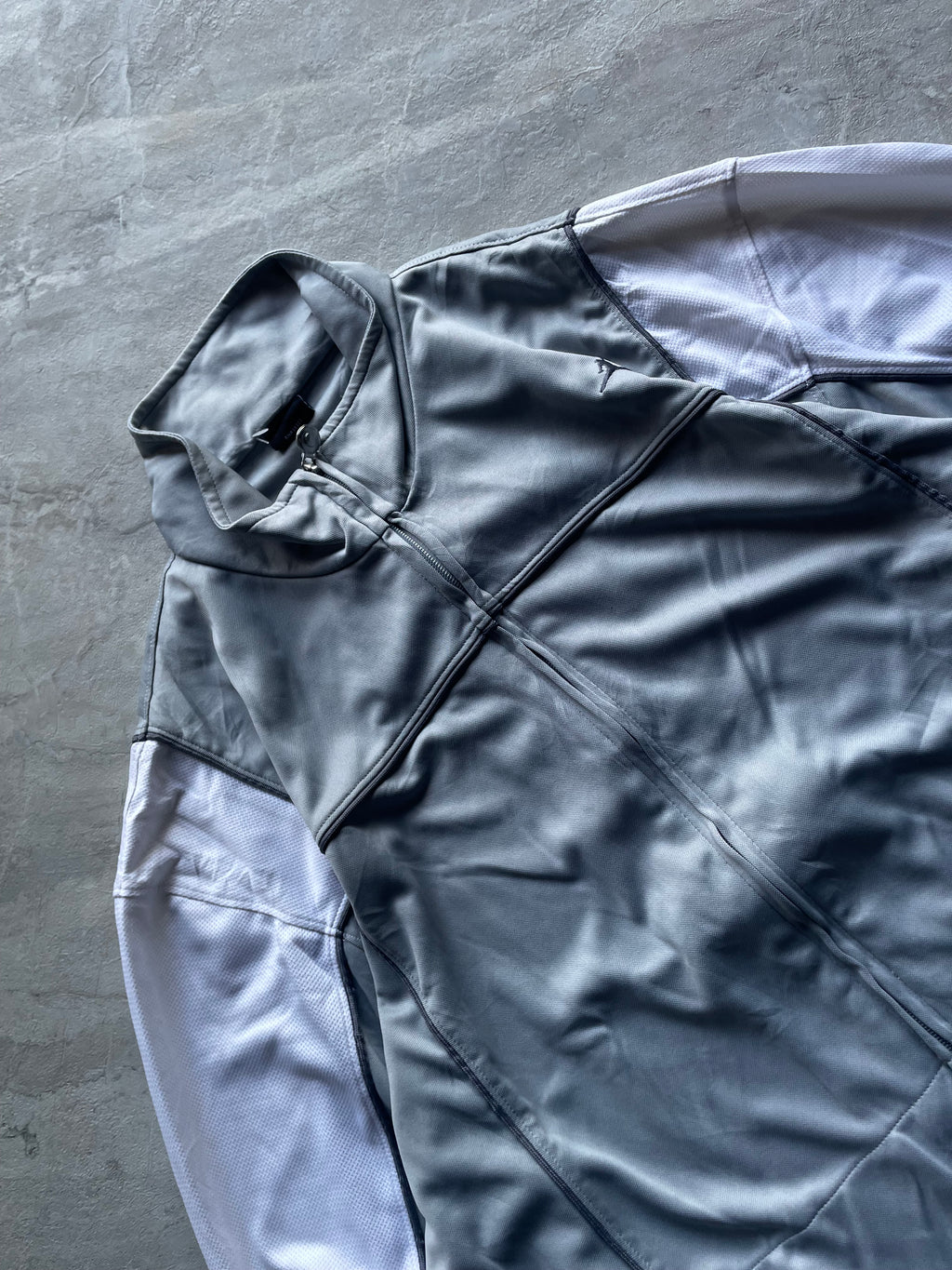WHITE AND GREY JORDAN JACKET-2XL