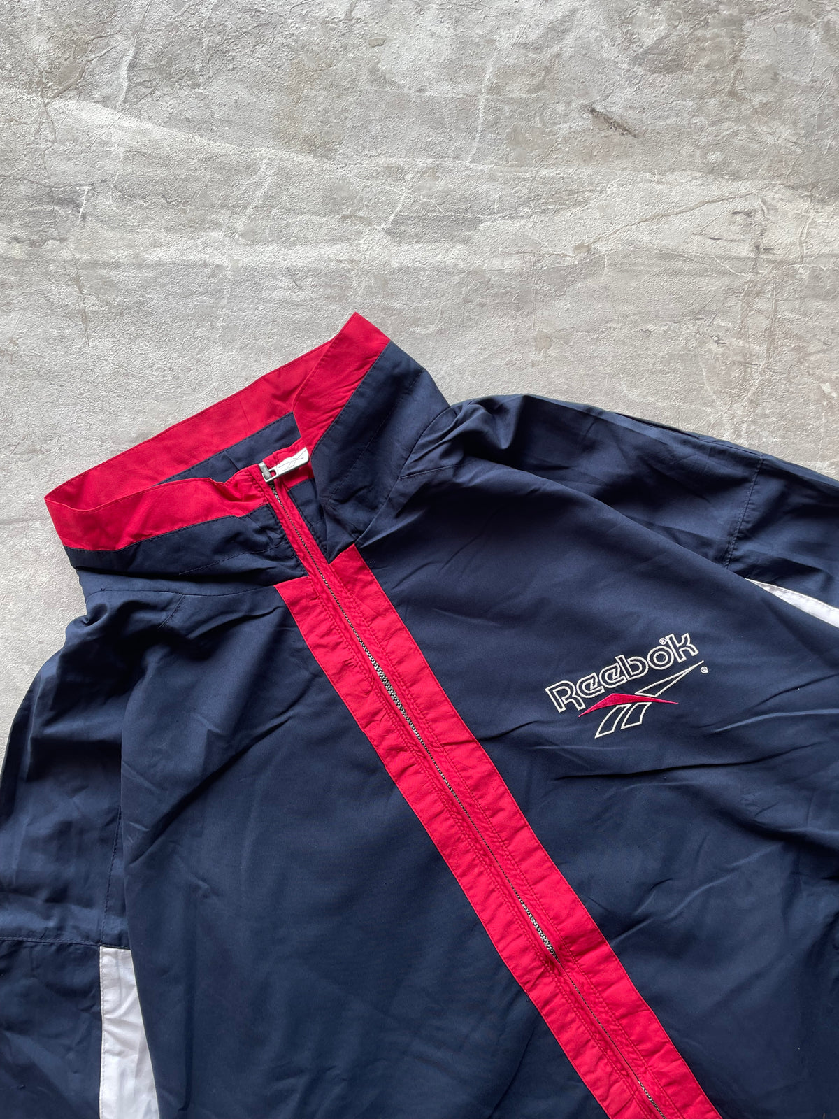 VINTAGE 90s REEBOK WINDBREAKER TRACK JACKET-L