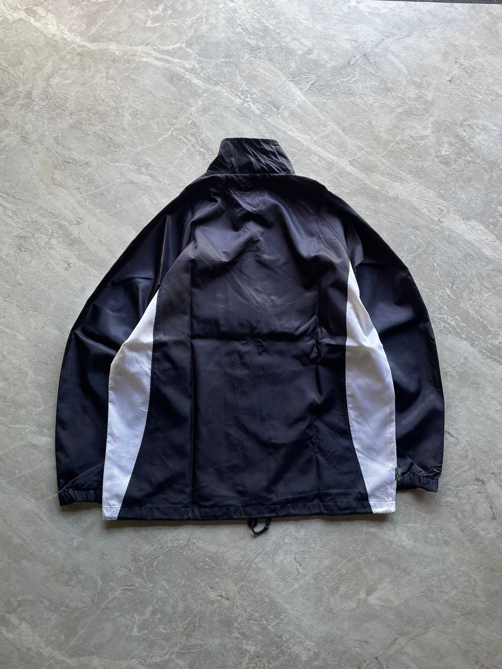 ADIDAS BLACK AND WHITE JACKET-L