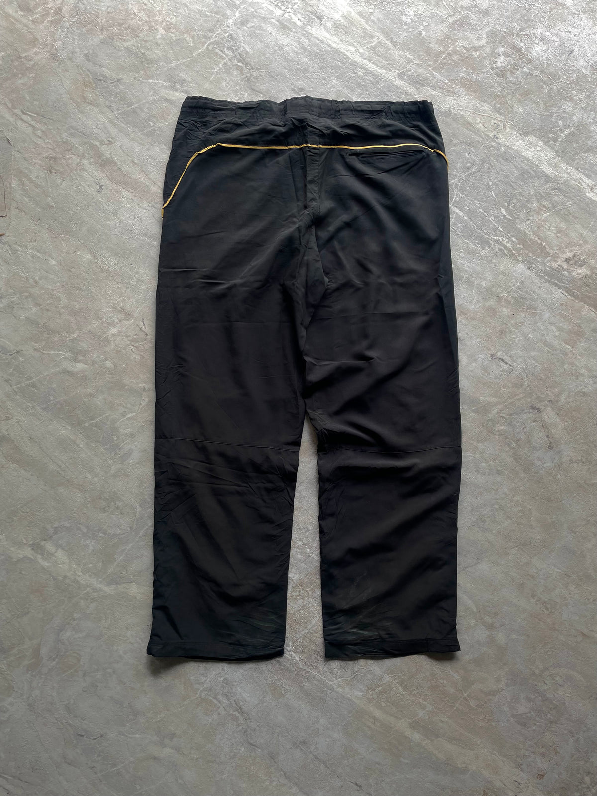 NIKE BLACK TRACK PANT