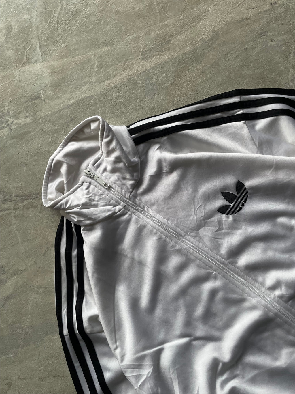 WHITE AND BLACK TRACK JACKET-L