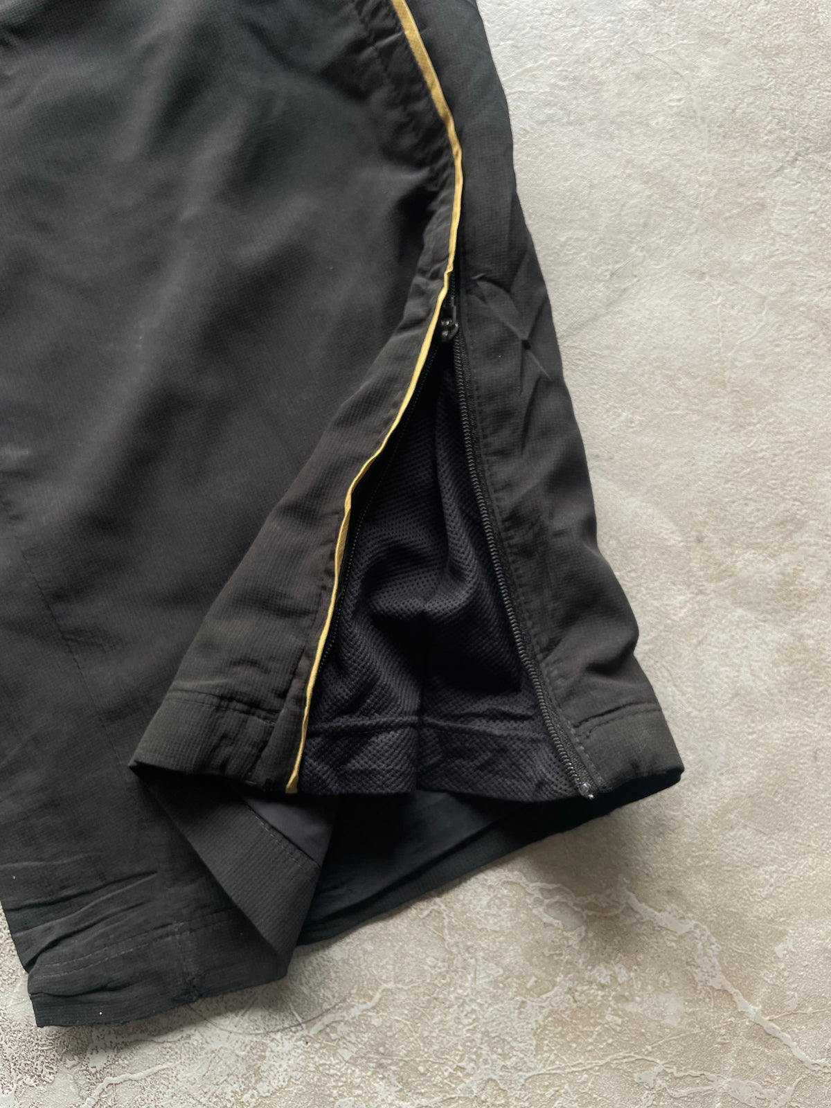 NIKE BLACK TRACK PANT