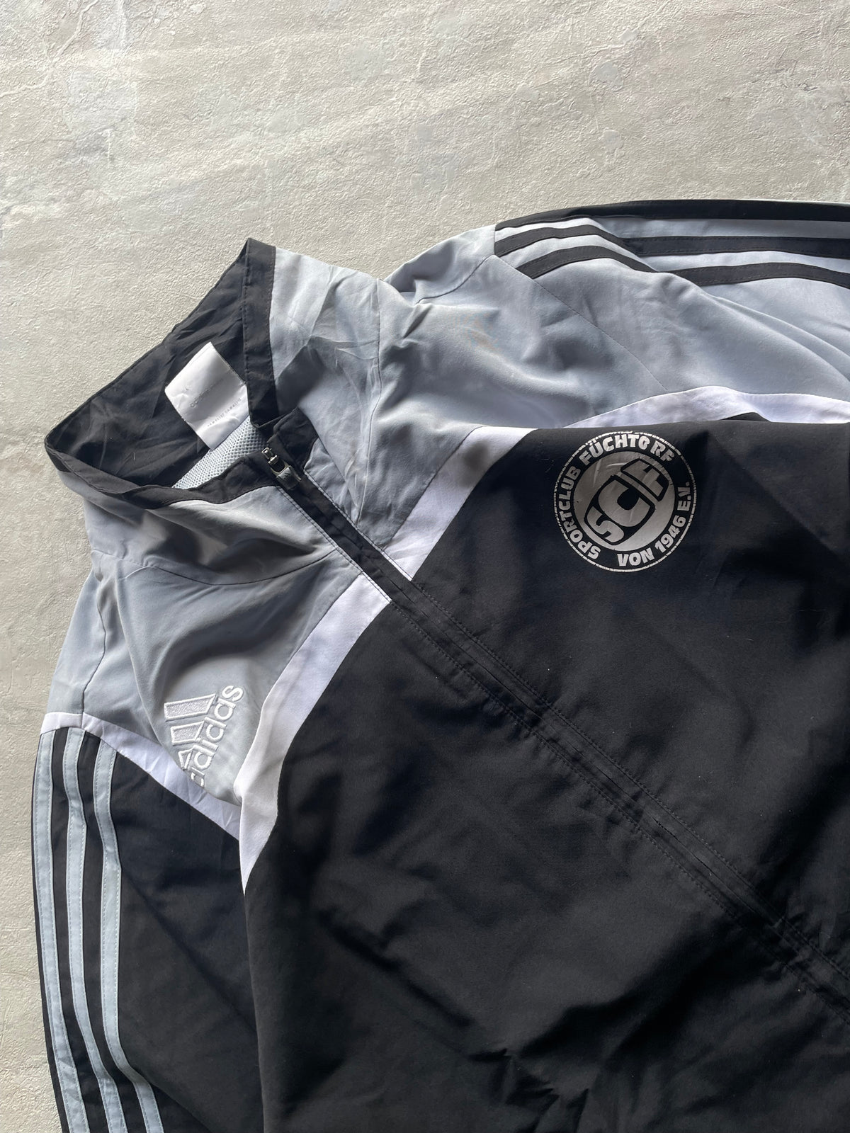 ADIDAS GREY AND BLACK TRACK JACKET-L