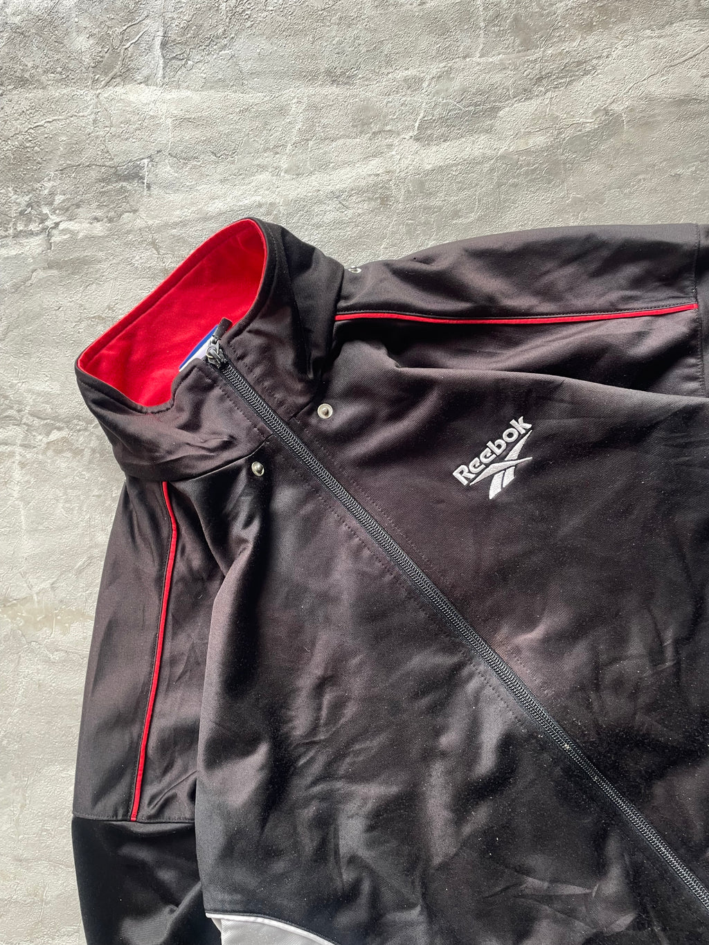 BLACK REEBOK VINTAGE TRACK JACKET-L