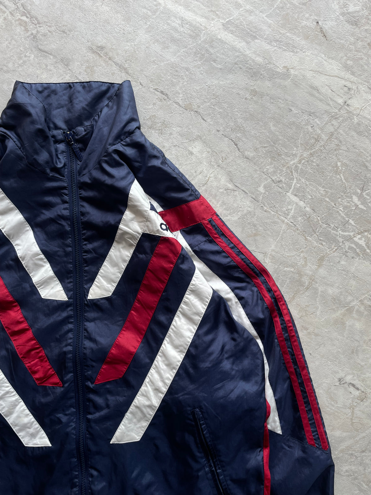VINTAGE ADIDAS TRACK JACKET-XL